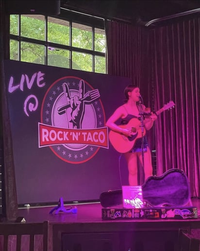 Gallery photo 5 of Jordan Thorne Music