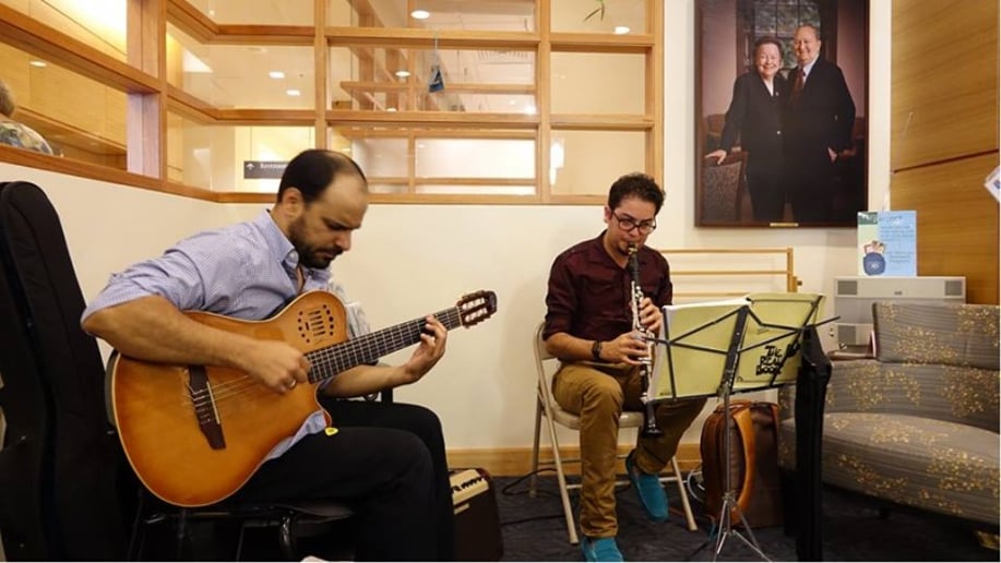 Gallery photo 3 of Jose Allende - Jazz, Latin and Classical Guitar