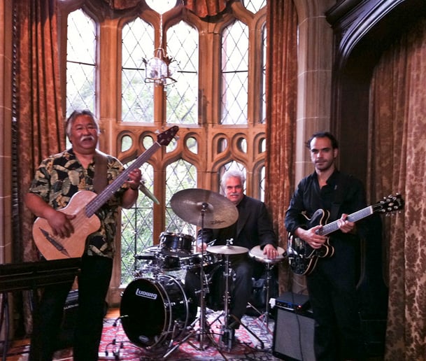Gallery photo 9 of Jose Allende - Jazz, Latin and Classical Guitar