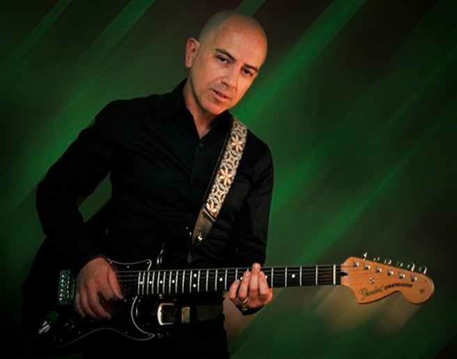 Gallery photo 1 of Jose Pasco