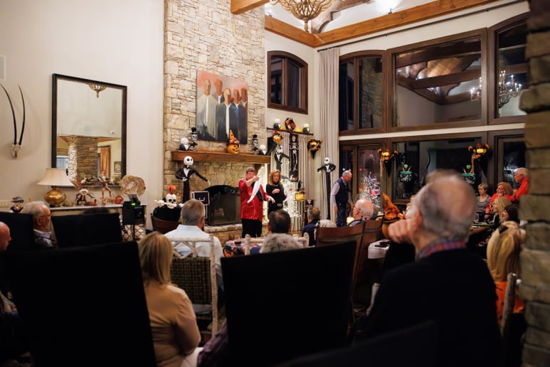 Gallery photo 10 of Joseph Young: Amazing Live Entertainment!