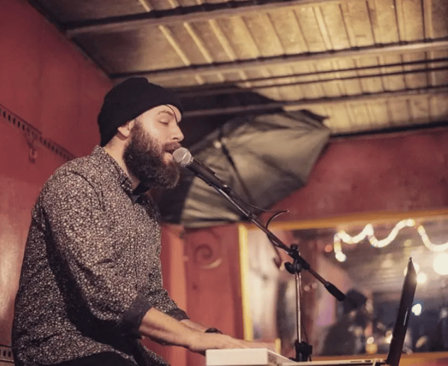 Gallery photo 1 of Josh Friedman - Keyboardist / Singer