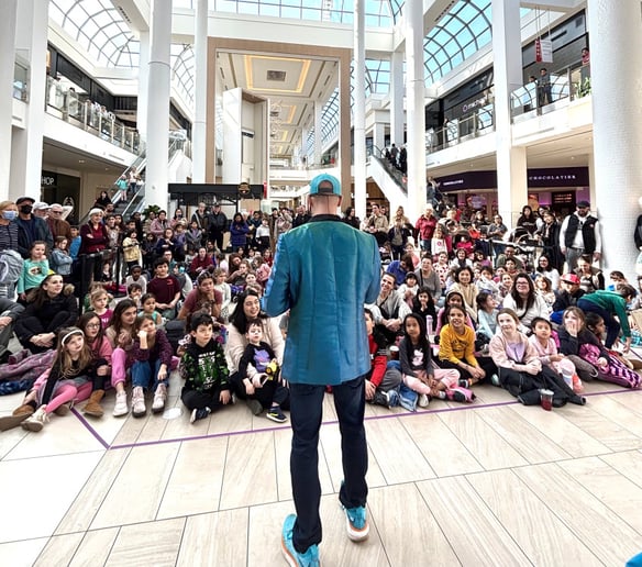 Gallery photo 3 of J's Magical Show