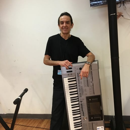Gallery photo 3 of Juan Piano Keyboards Man