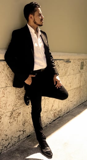 Gallery photo 2 of Juan Tobon