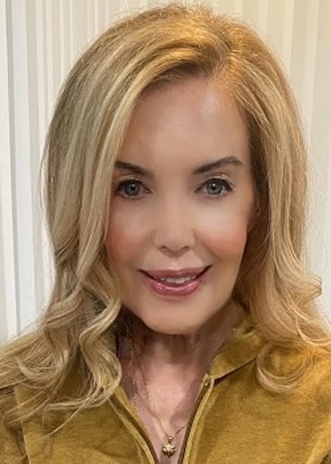 Gallery photo 14 of Judy Hevenly