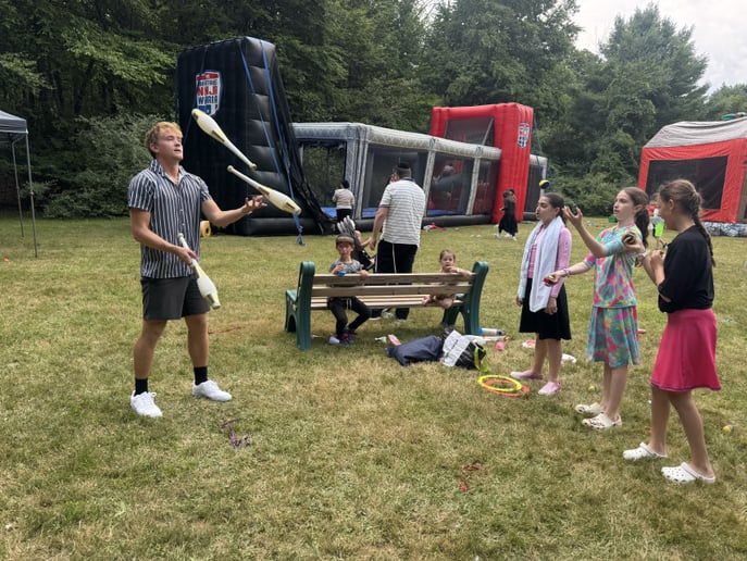 Gallery photo 7 of Juggle Joy Events