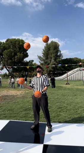Gallery photo 10 of Juggling Entertainment