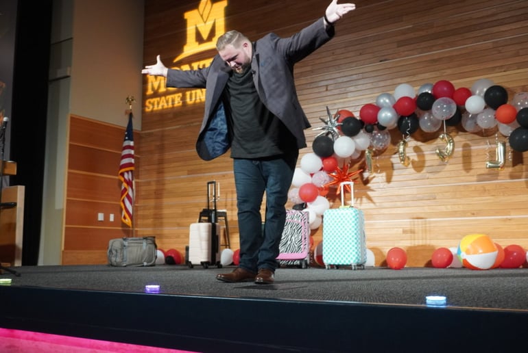 Gallery photo 3 of Cody Byrns – TEDx Speaker | Comedy Magician | Expert Juggler
