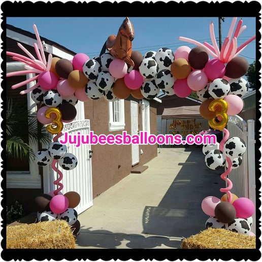 Gallery photo 8 of Juju-Bee's Balloons