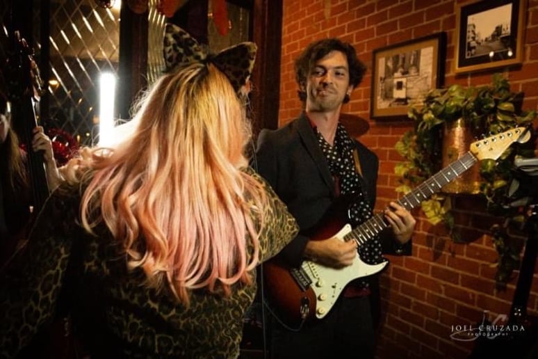 Gallery photo 10 of Jules "Julio" Martinez, Guitarist