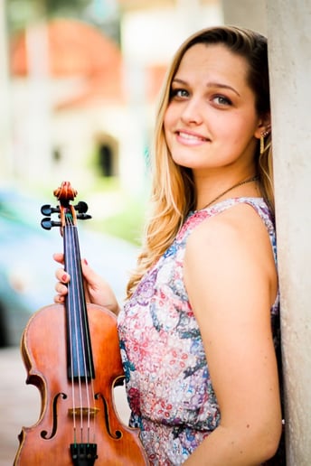 Gallery photo 5 of Julia Jakkel