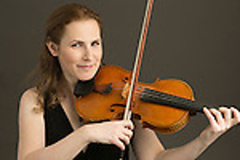 Gallery photo 1 of Julia Evans