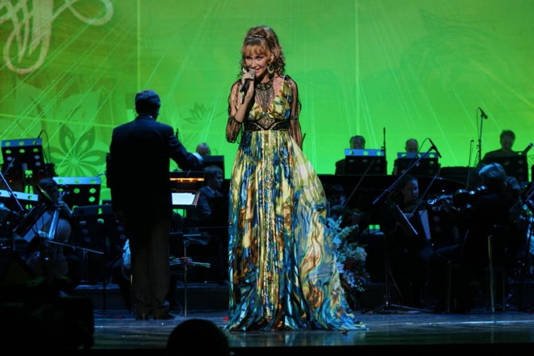 Gallery photo 7 of Ave Maria & Timeless Classics for Elegant Events