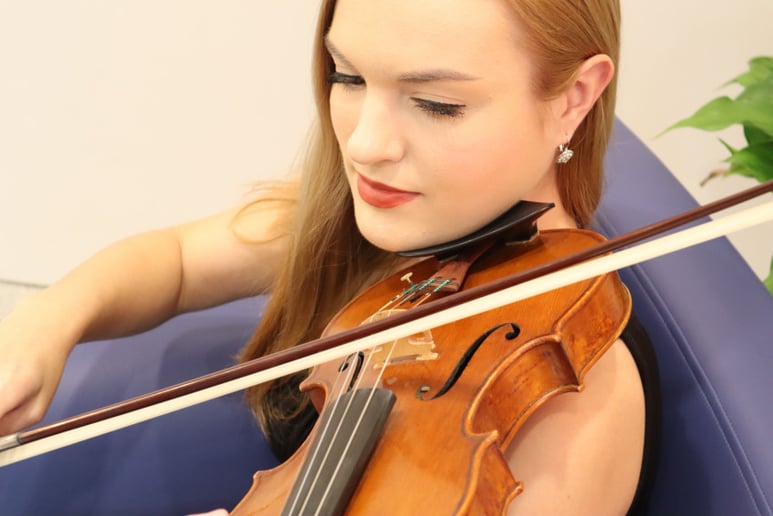 Gallery photo 3 of Juliana Sharp--Solo Violinist