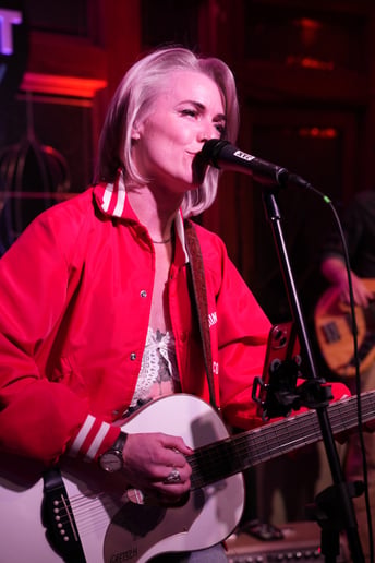 Gallery photo 4 of Juliet Hawkins