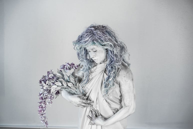 Gallery photo 16 of Juliette Antony