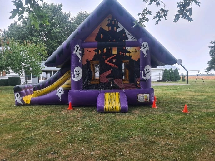 Gallery photo 9 of Jump-A-Roo's Bounce House Rentals
