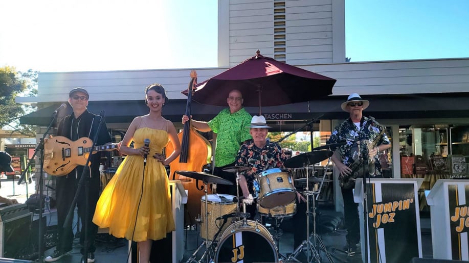 Gallery photo 1 of Jumpin' Joz Swing & Jazz Band