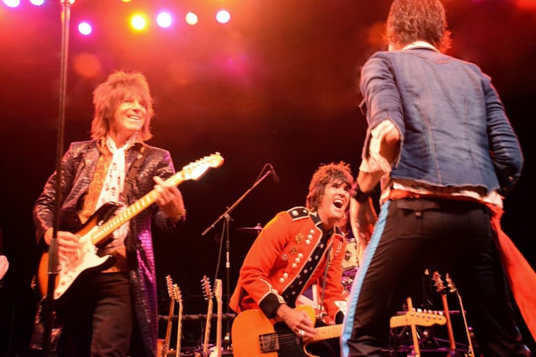 Gallery photo 8 of Jumping Jack Flash