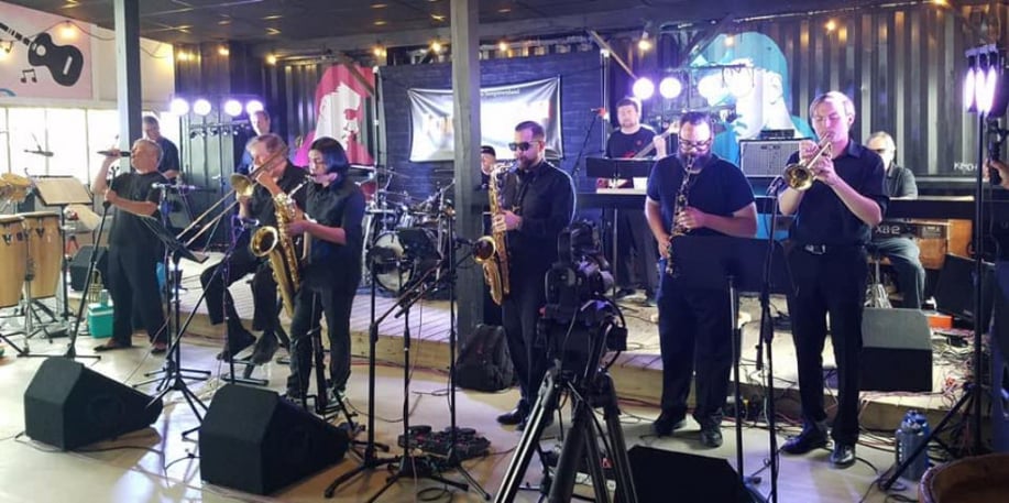 Gallery photo 1 of Jumptown Band