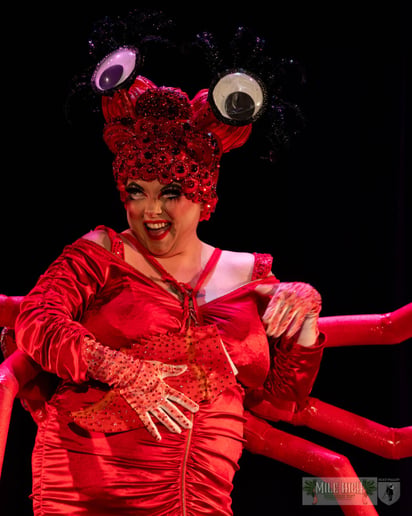 Gallery photo 1 of Juni Beurre Amie Burlesque & Drag