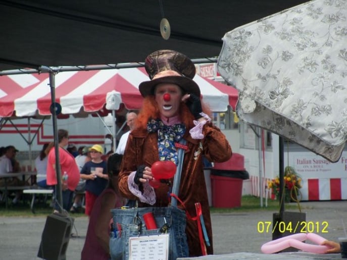 Gallery photo 9 of Chee Chee the Clown