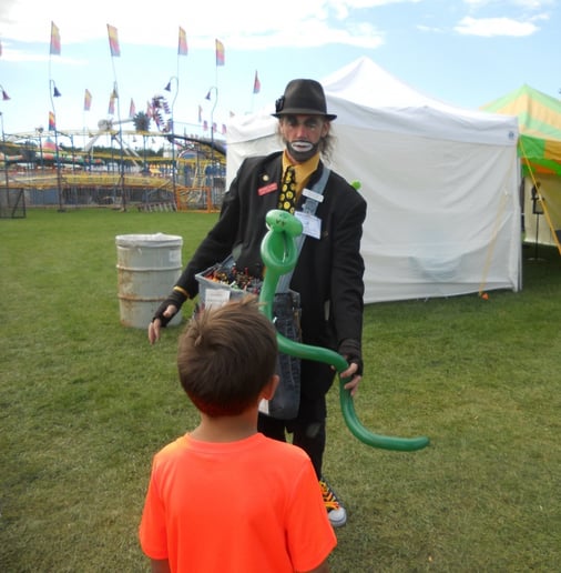 Gallery photo 6 of Chee Chee the Clown