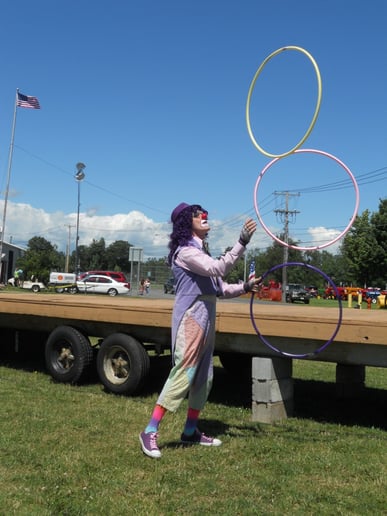 Gallery photo 8 of Chee Chee the Clown