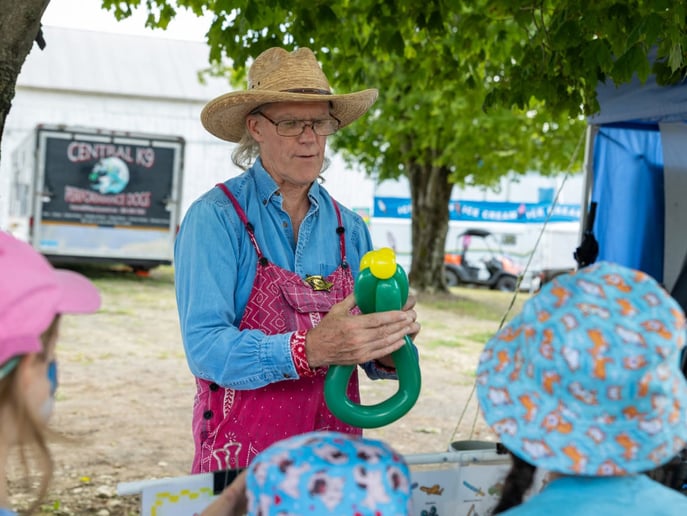 Gallery photo 3 of Chee Chee the Clown