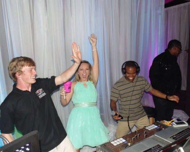 Gallery photo 7 of Just In Time DJ/Entertainment