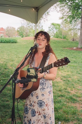Gallery photo 1 of Justine Blanchet