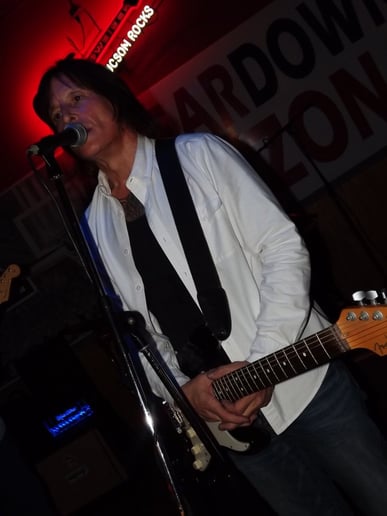 Gallery photo 6 of JZC House Band