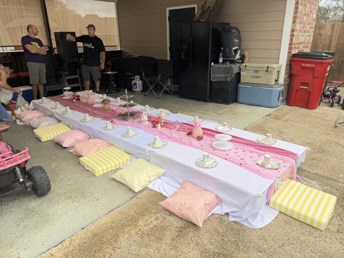 Gallery photo 8 of K and Kay's Pop Up Parties