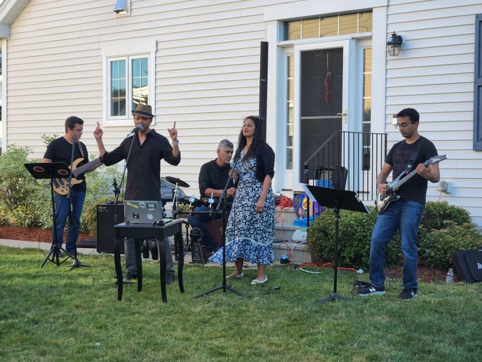 Gallery photo 8 of Kadak Chai - Boston's Bollywood Band