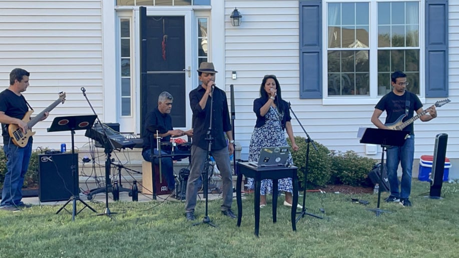 Gallery photo 9 of Kadak Chai - Boston's Bollywood Band