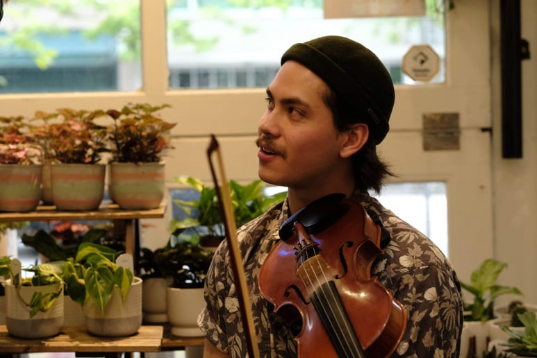 Gallery photo 5 of Kai Gronberg - Fiddler