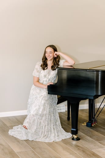 Gallery photo 7 of Kaitlyn Heyd