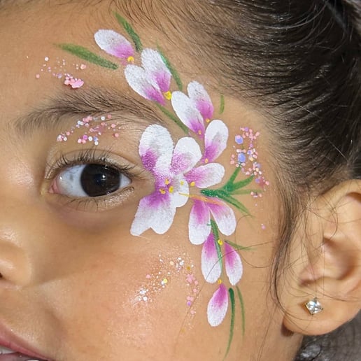 Gallery photo 8 of Kaleidoscope Face Art