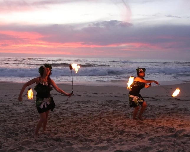 Gallery photo 7 of Kaleikini Fire