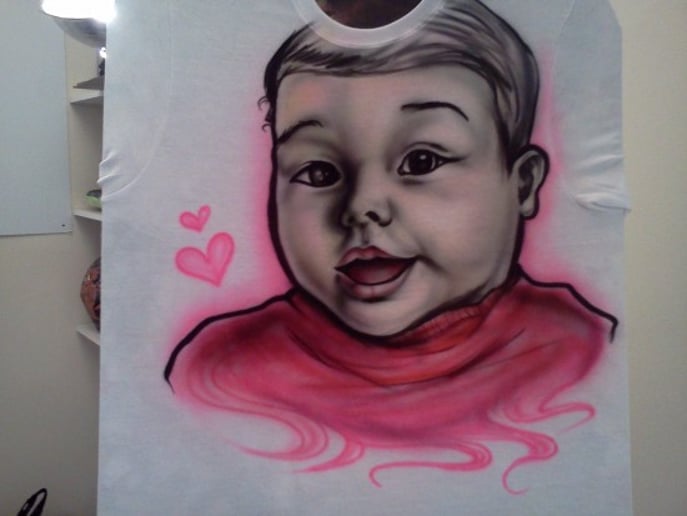 Gallery photo 67 of Airbrush Bar