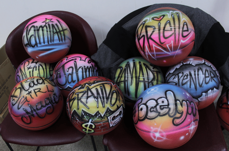Gallery photo 17 of Airbrush Bar