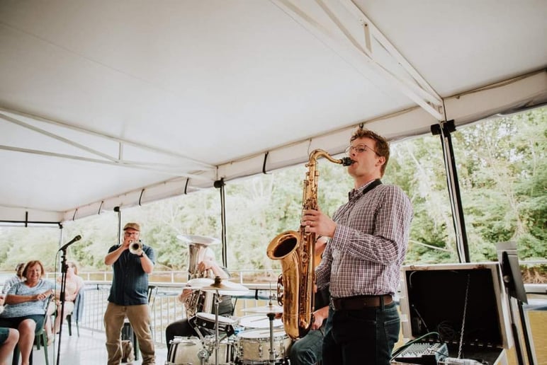 Gallery photo 3 of Kanola Band & Kanola Jazz