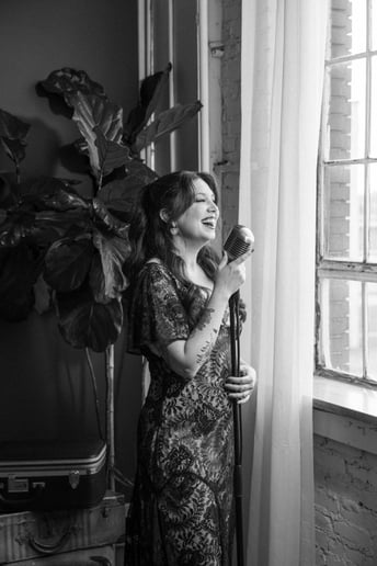 Gallery photo 2 of Kara Scott Jazz Vocalist