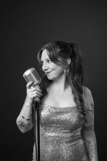 Gallery photo 4 of Kara Scott Jazz Vocalist