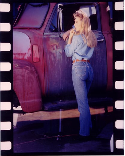 Gallery photo 3 of Coty Alexander - Singer