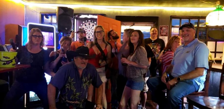 Gallery photo 1 of Karaoke with Jamie Leigh