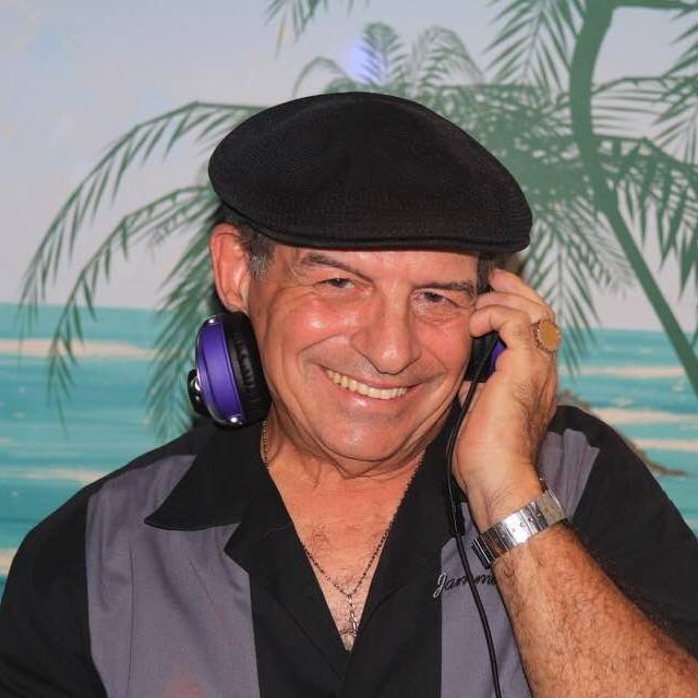 Gallery photo 6 of DJ Jammin' Jimmy