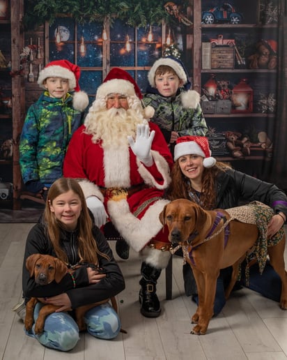 Gallery photo 4 of Karel King - Singing Santa Claus