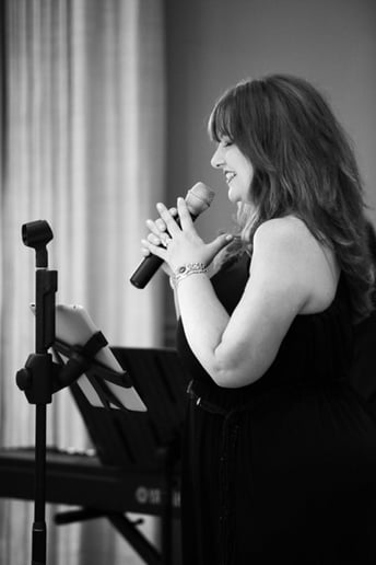 Gallery photo 8 of Karen Michaels, Las Vegas Singing Pianist